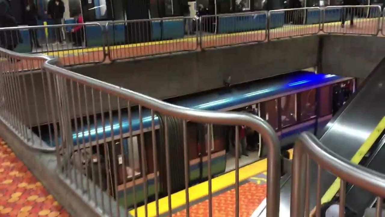 Montreal Metro Service Disruption! [1/2]