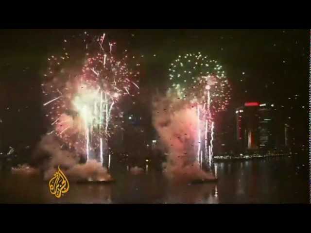 العالم يستقبل عام 2013 بموجة من الألعاب النارية