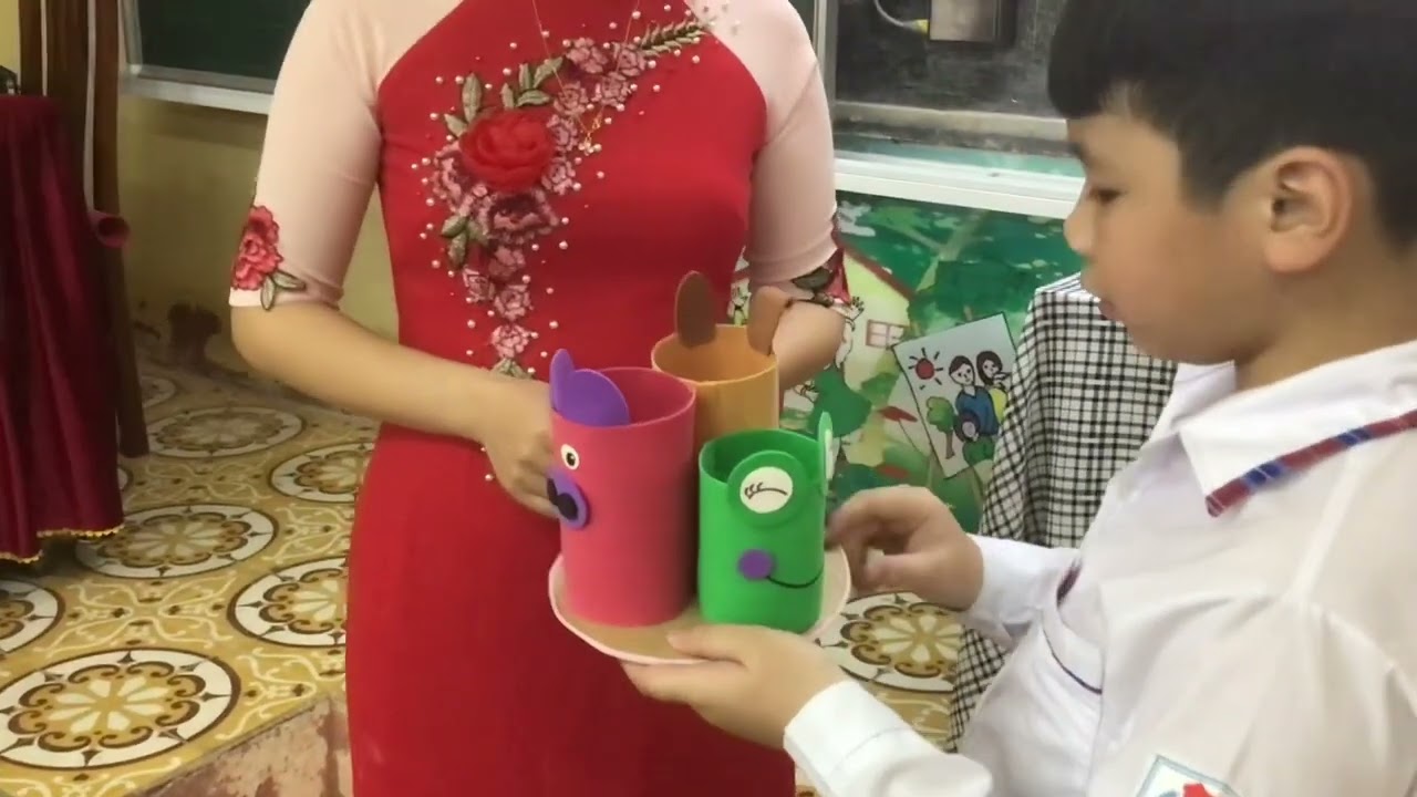 Bài học stem lớp 2- Hộp đựng bút đa năng