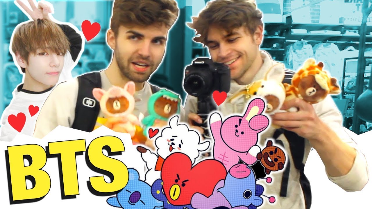 BUYING EVERYTHING AT THE BTS STORE IN NYC!! (BT21 x TIMES SQUARE)