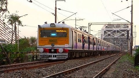 Sealdah-Dankuni (EMU)  local crossing bally bridge (Vivekananda Setu) of Eastern Railway