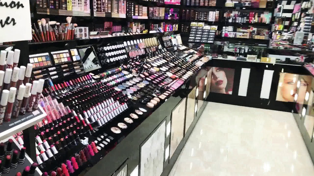 حول رائعة يجزم عطور ومكياجات