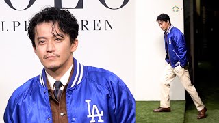 小栗旬、“男らしさ”あふれるラルフローレン×ドジャースのブルゾンをまとい登場「心躍るなと」　『ポロ ラルフ ローレン×MLB ローンチイベント』