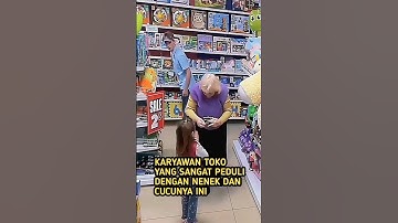 Pria ini diam-diam menukar harga diskon demi nenek dan cucu kesayangannya
