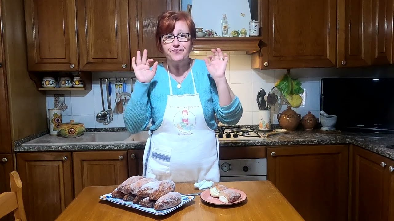 BALO' di RICOTTA Messinesi-Panzerotti soffici di ricotta-dolce tradizionale messinese ripieno