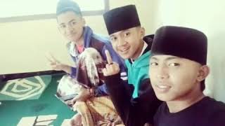 Satu persatunya pergi santri darul Inayah Cilember Bogor..