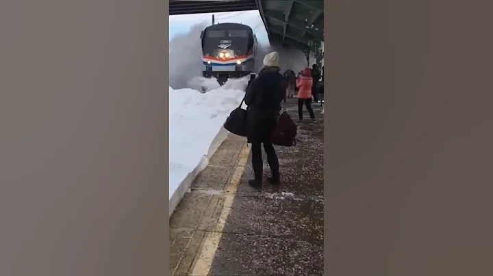 AMTRAK Train Snow slams passenger #train #snows #snowtrain #railway #traintravel #shorts #snowfails