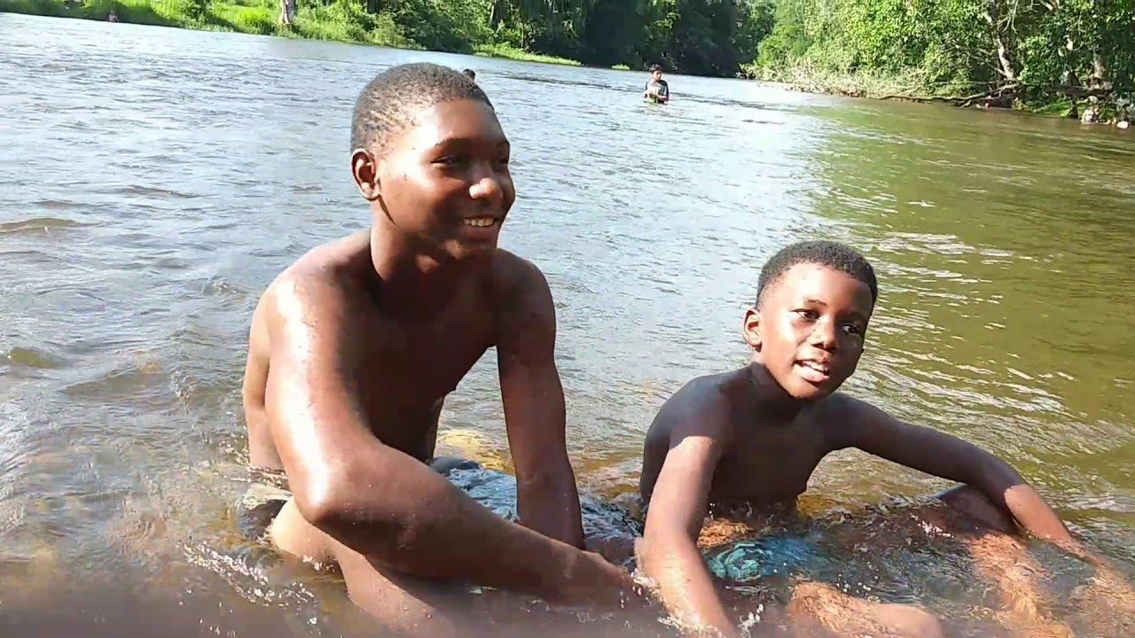 Erran ft Shay - Rainbow (Official music video)