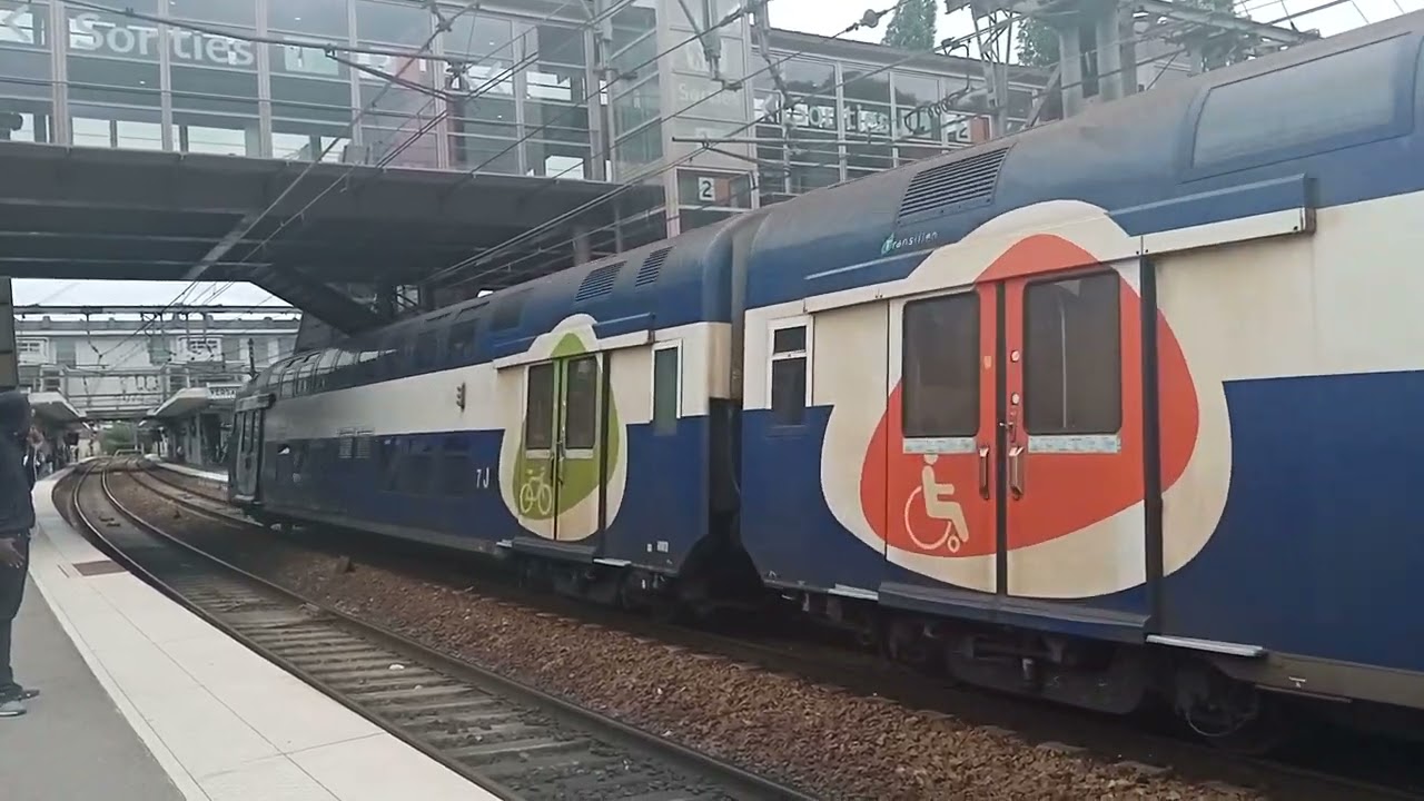 RER C , Transilien N , Transilien U , TER - Versailles - Chantiers