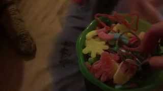 ASMR eating - Candy (Part 1) / АСМР жевание, чавканье - Конфеты (Часть 1)