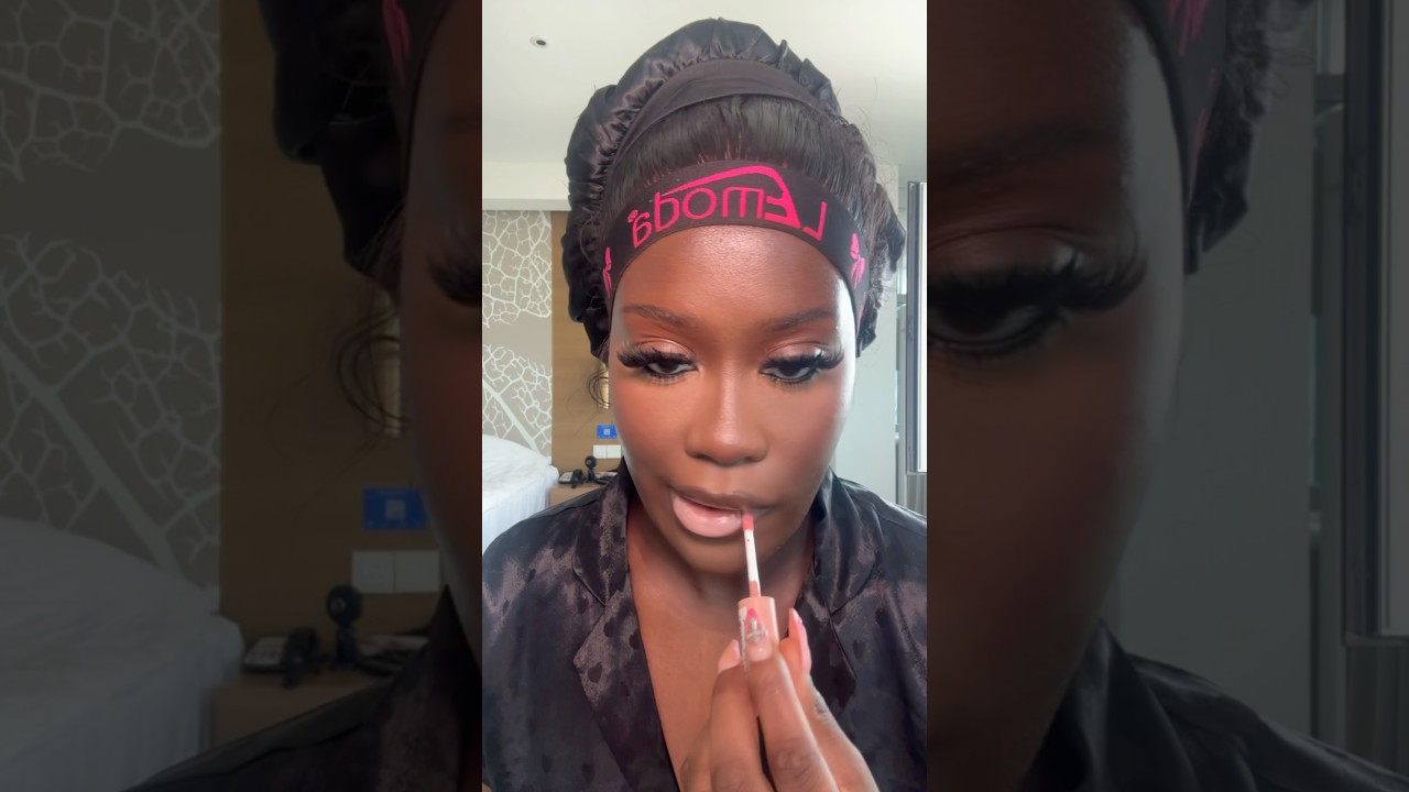 I wanna be a soft pink lippy 👄 