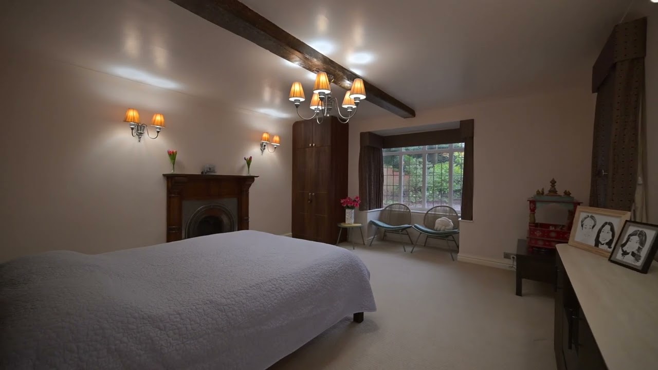 PROPERTY TOUR - Superb 4/5 bedroom home on Wentworth Road, Four Oaks Estate, B74