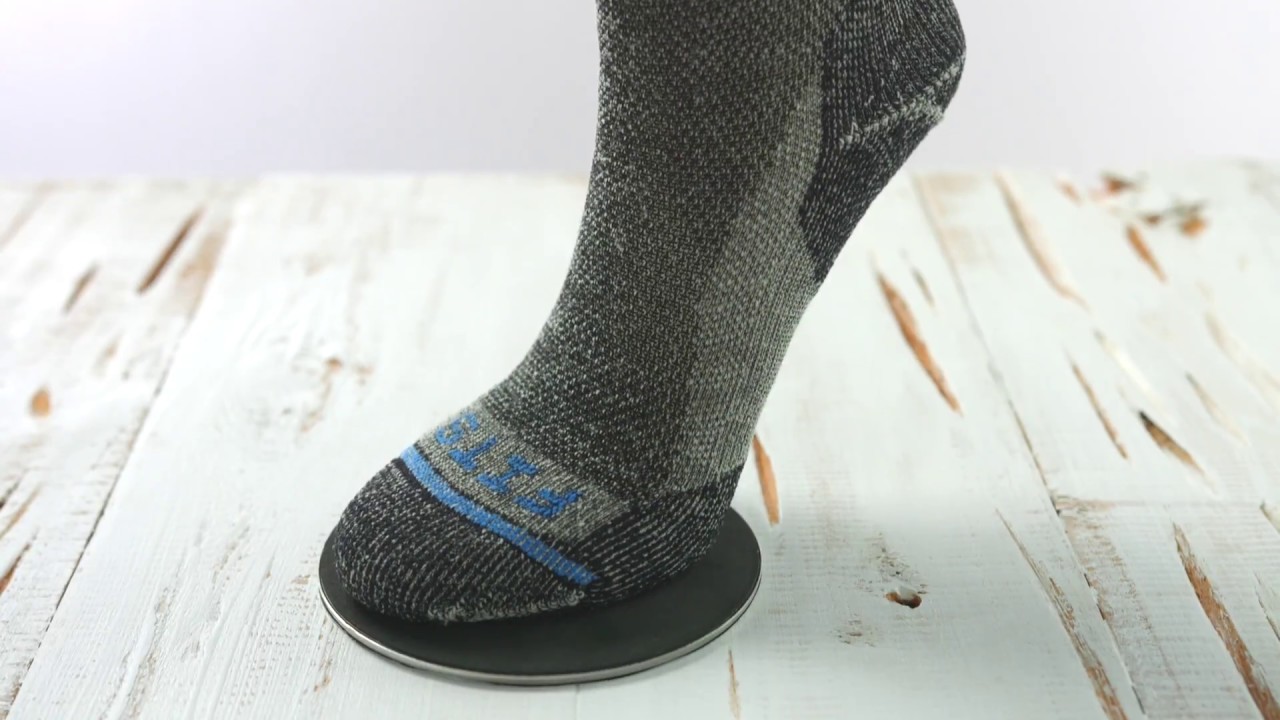 FITS Light Rugged Socks