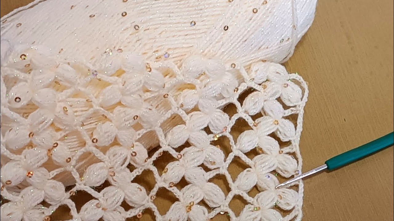 PERFECT👌 Unusual crochet pattern! very simple and stylish scarf sweater