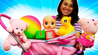 Pasamos todo el día cuidando a Baby Alive. Vídeos de juguetes. Juego de cuidar a bebés.