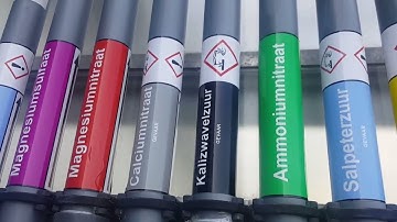 Leidingstickers met CLP-pictogrammen voor leidingen van lospunten voor vloeibare meststoffen