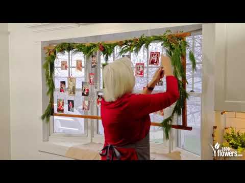 Easy Christmas DIY: Santa & Me Photo Display