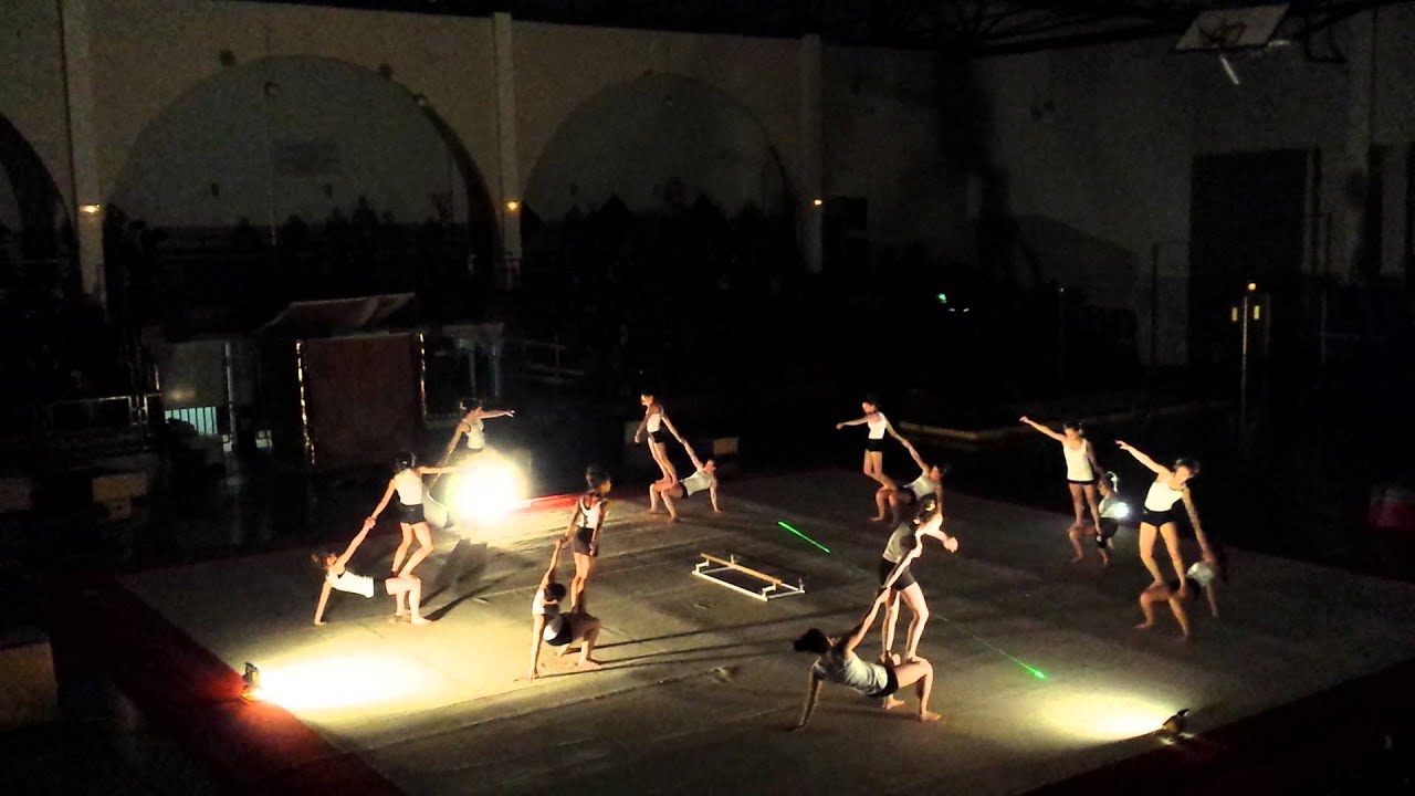 Gala2015 Ainées Jeux de statues YouTube