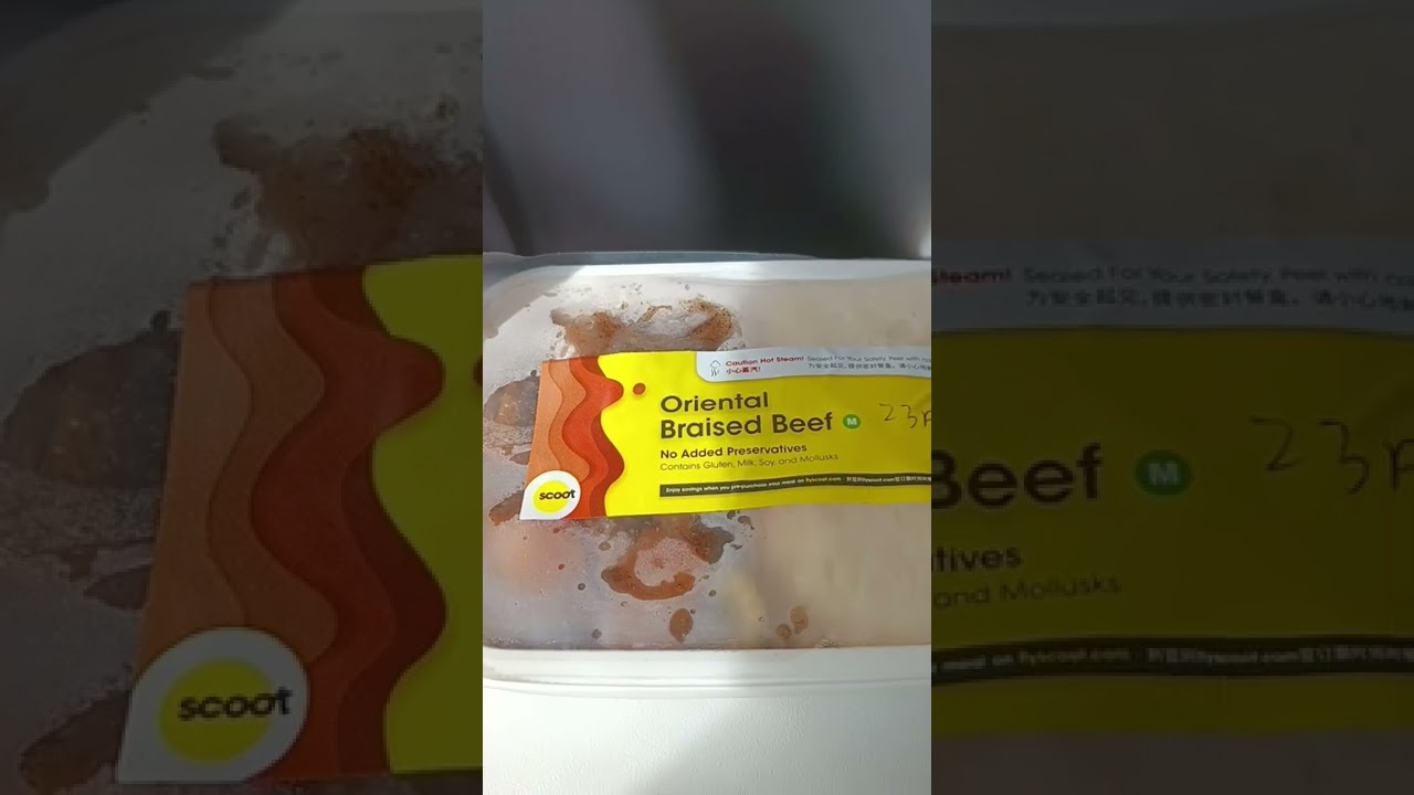 Trying Scoot's In-Flight Meal