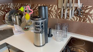 видео: Шнековая соковыжималка CASO SJW 500 - яблоки резать не надо! картинка: Шнековая соковыжималка CASO SJW 500 - яблоки резать не надо!