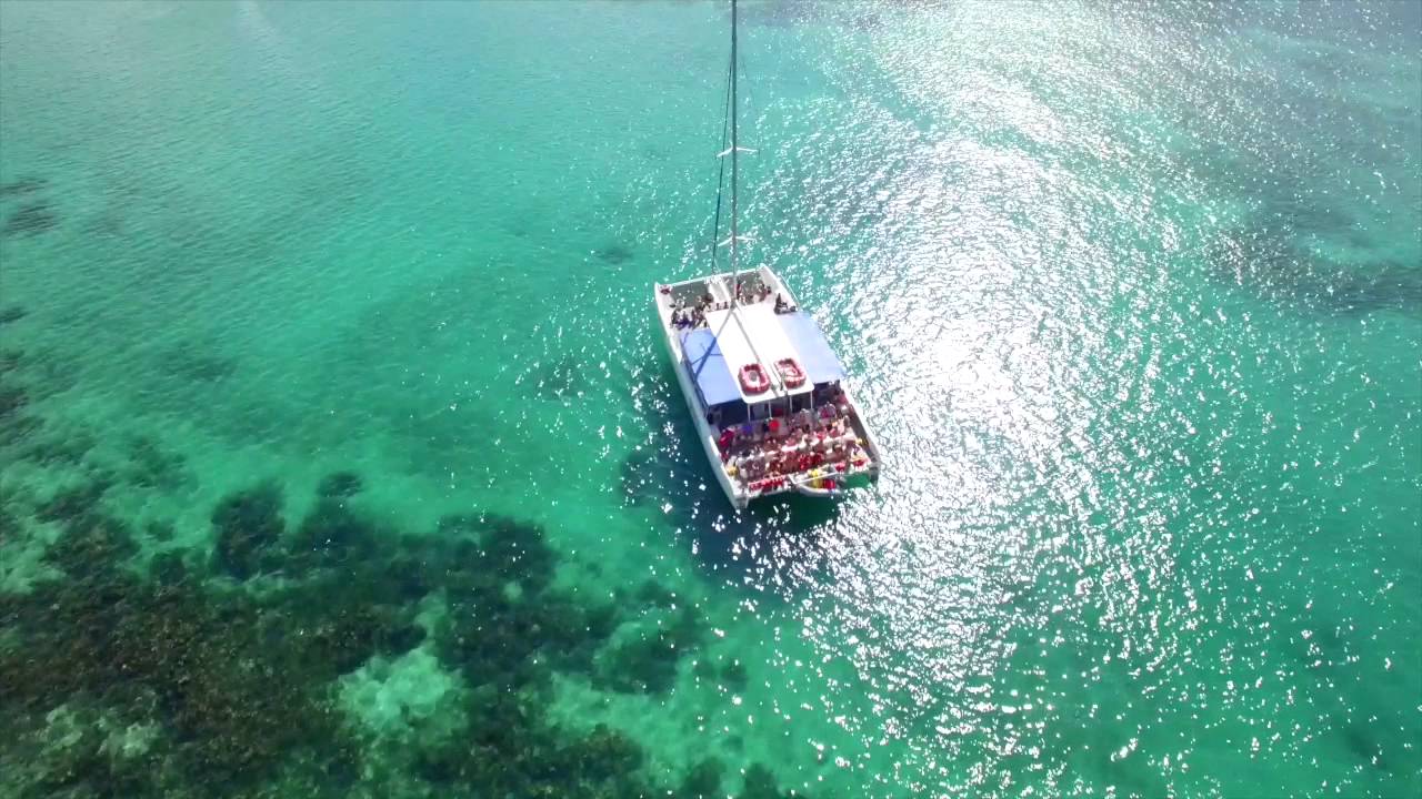 Boating in Ocho Rios - YouTube