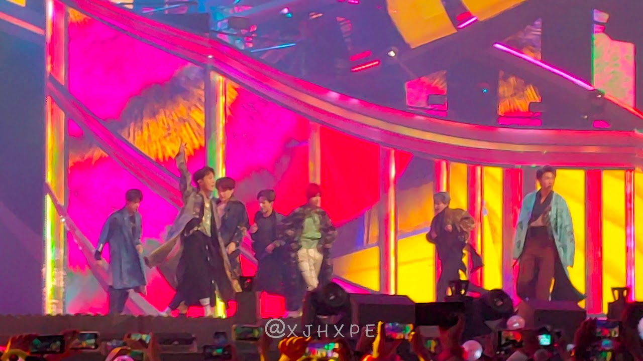 BTS (방탄소년단) - IDOL @ 2018 Melon Music Awards MMA Fancam [ 181201 ]