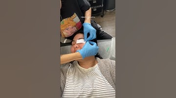 I got my eyebrows waxed for the first time in years 🐛🫶🏽