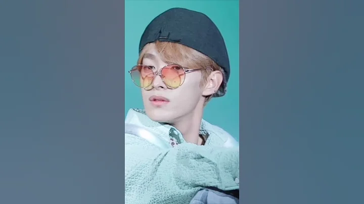 Dokyeom joining the trend 🥵😳#seventeen#svt#shorts#dokyeom#trending