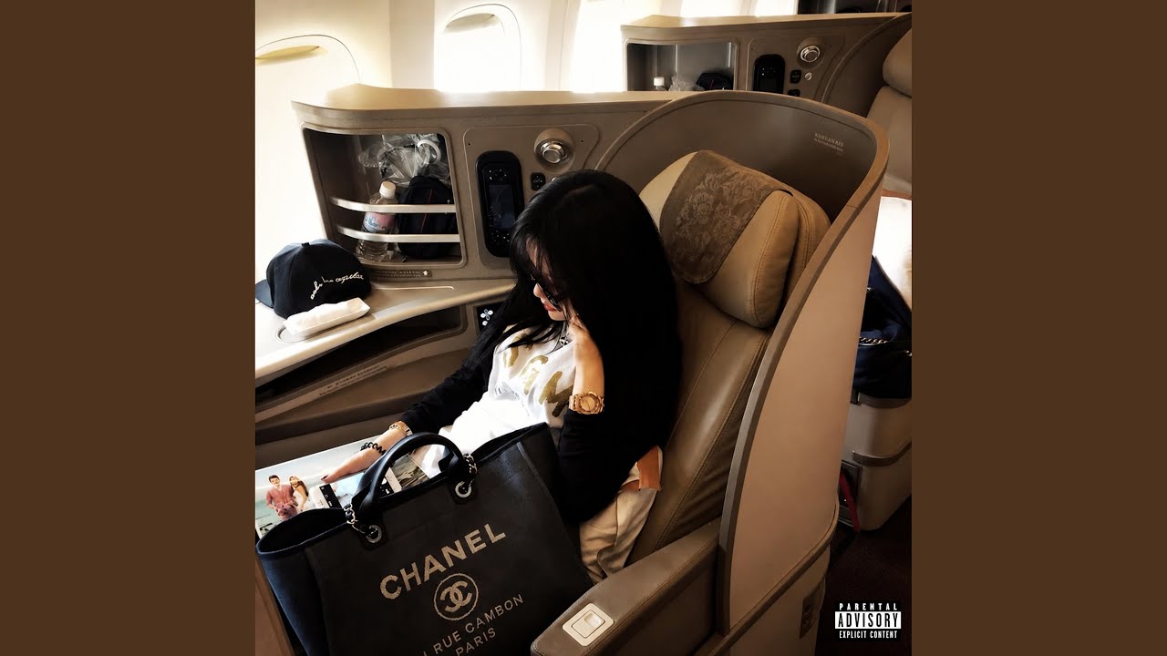 YouTube에서 first class 보기 YouTube에서 first class 보기