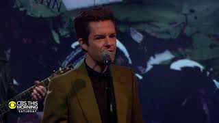 Saturday Sessions: The Killers perform "The Getting By"News today News today .