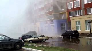 Фонтан нечистот достал до 4 этажа, Рязань, видео(Автор видео - Минаев Валерий Сергеевич. http://www.youtube.com/watch?v=xNT2DM1_NcQ&feature=plcp Как сообщают некоторые очевидцы,..., 2012-11-02T13:02:22.000Z)