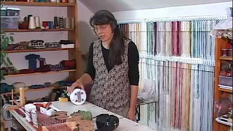 Linda Hendrickson demonstrates making cords