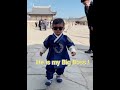 This Tiny Boss Rules the Day! 這個小老闆統治著這一天!