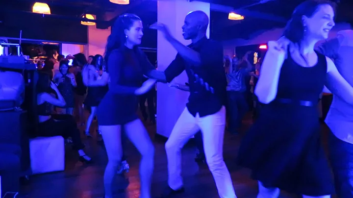 Guesley (MTL) & Lisa (Toronto) (Salsa Social) at t...