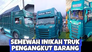 MODIFIKASI TRUK CANTER MUATAN BARANG YANG TERLIHAT PALING MEWAH DALAM KONTES TRUK/MEKAR TANI