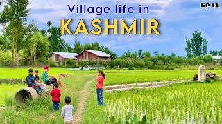 Kashmir Village Life | Beautiful Kashmiri Village | How Kashmiri house made | Kashmiri Apple Farms