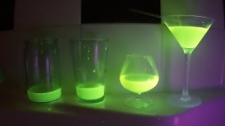 Опыт-Светящаяся жидкость Опыт-Светящаяся жидкость