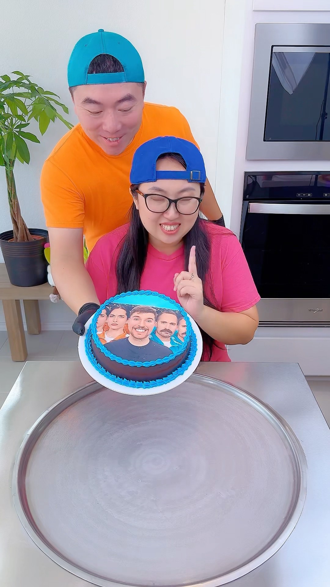 MrBeast cake vs strawberry ice cream challenge!? #funny by Ethan Funny Family