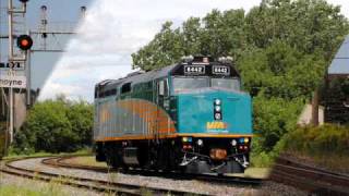 train picture slideshow