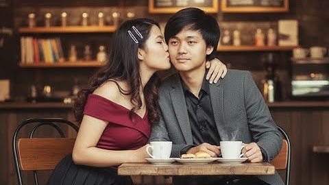 ช่วงเวลาหนึ่งทุ่ม2025 ศิลปิน : SarkaechermueAI แสดง : SarkaechermueAI + AyeayeyarAI #สร้างภาพด้วยai 