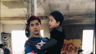 tin tuc sao viet_Bé Sushi thích thú khi ba Tim đóng siêu anh hùng