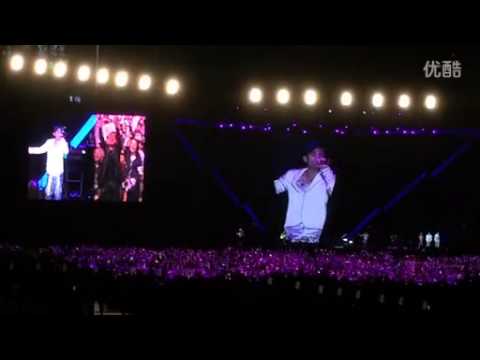 周杰伦成都演唱会：听见下雨的声音 20151104