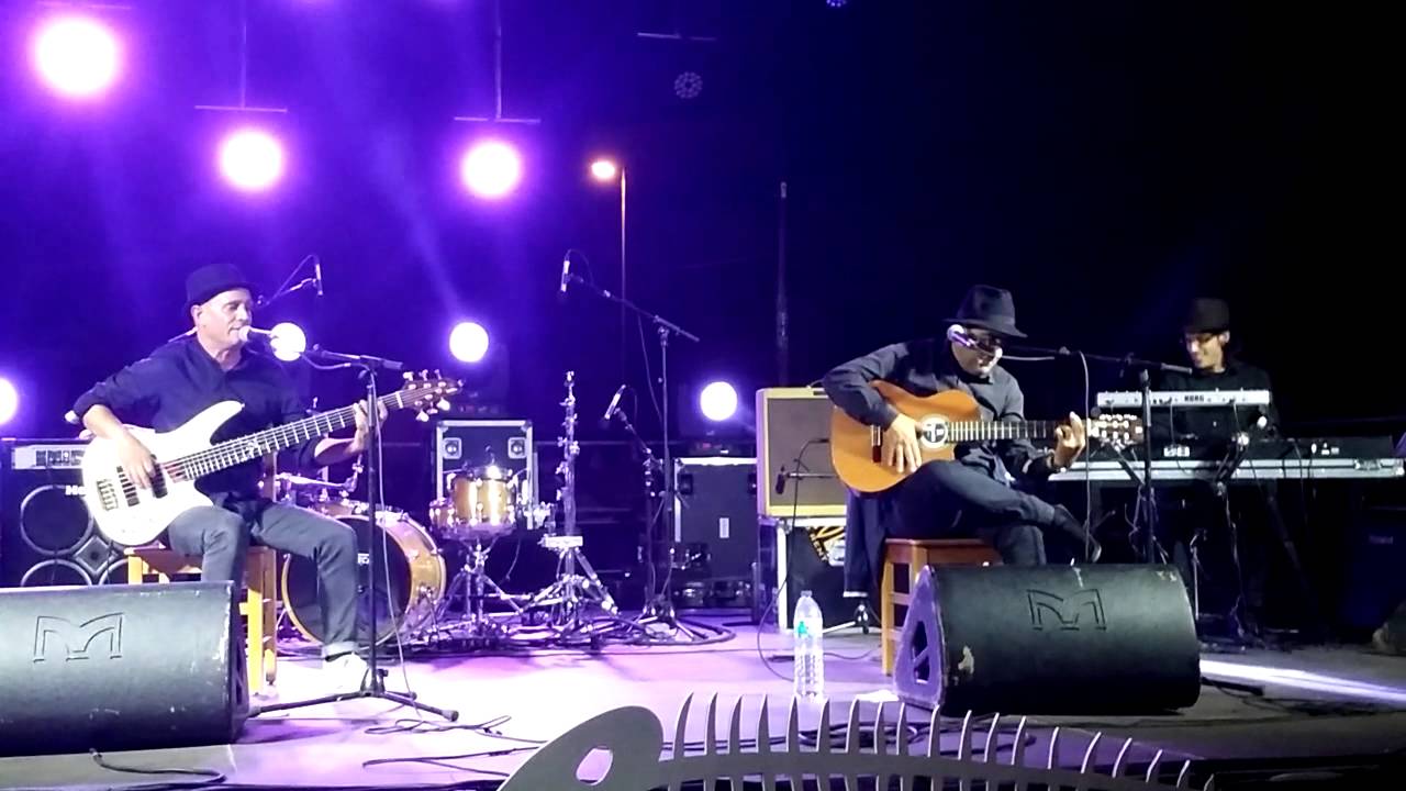 Kiko Veneno En un Mercedes Blanco Kiko Veneno En un Mercedes Blanco