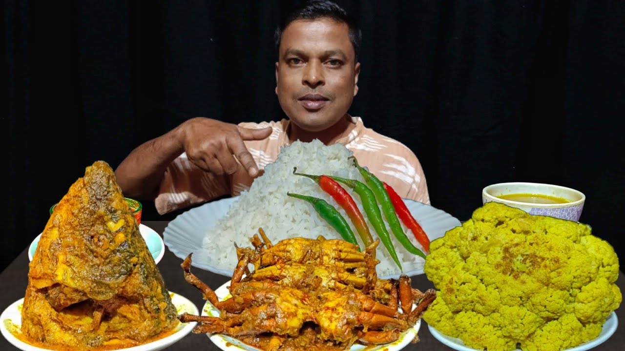 ASMR EATING SPICY CAULIFLOWER ROAST WITH SPICY CRAB CURRY | SPICY FISH HEAD CURRY | RICE & CHILLI