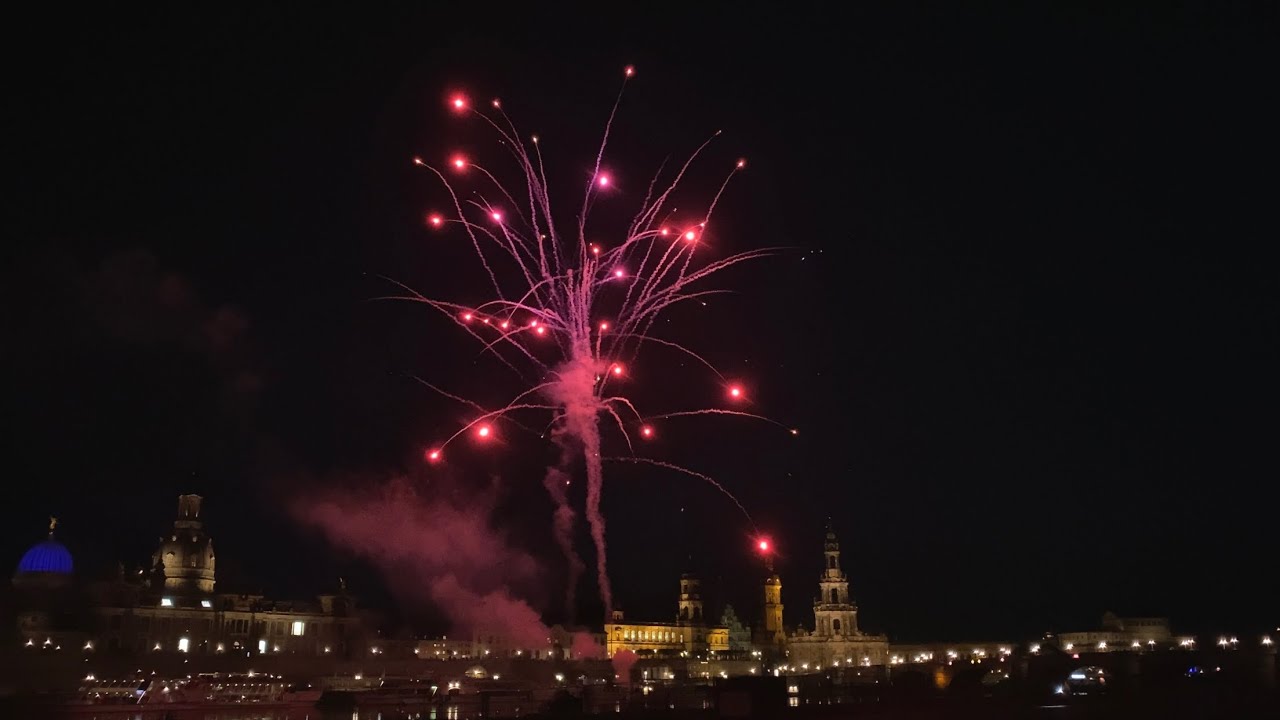 Feuerwerk am Königsufer in Dresden (03.05.22) [4K/60Fps] | PyroLights DE