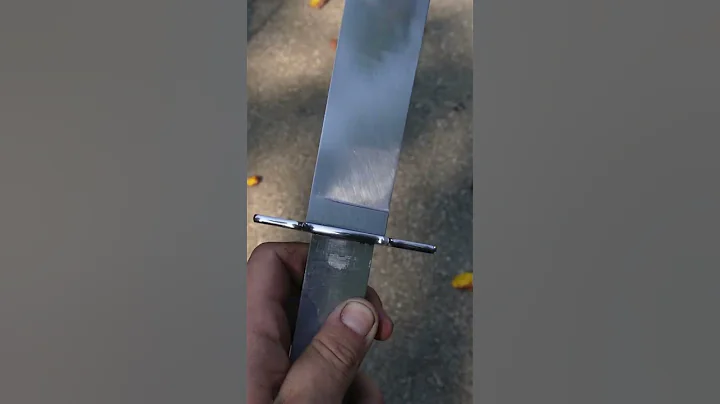 BOWIE KNIFE DETAILS - Bachtel Forging Company