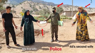Download Lagu Police: Original document revealed; first wife's victory over second wife's claim. MP3 Download Lagu Police: Original document revealed; first wife's victory over second wife's claim. MP3