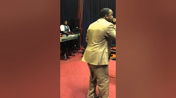 Pastor Brian Macon, Sr.