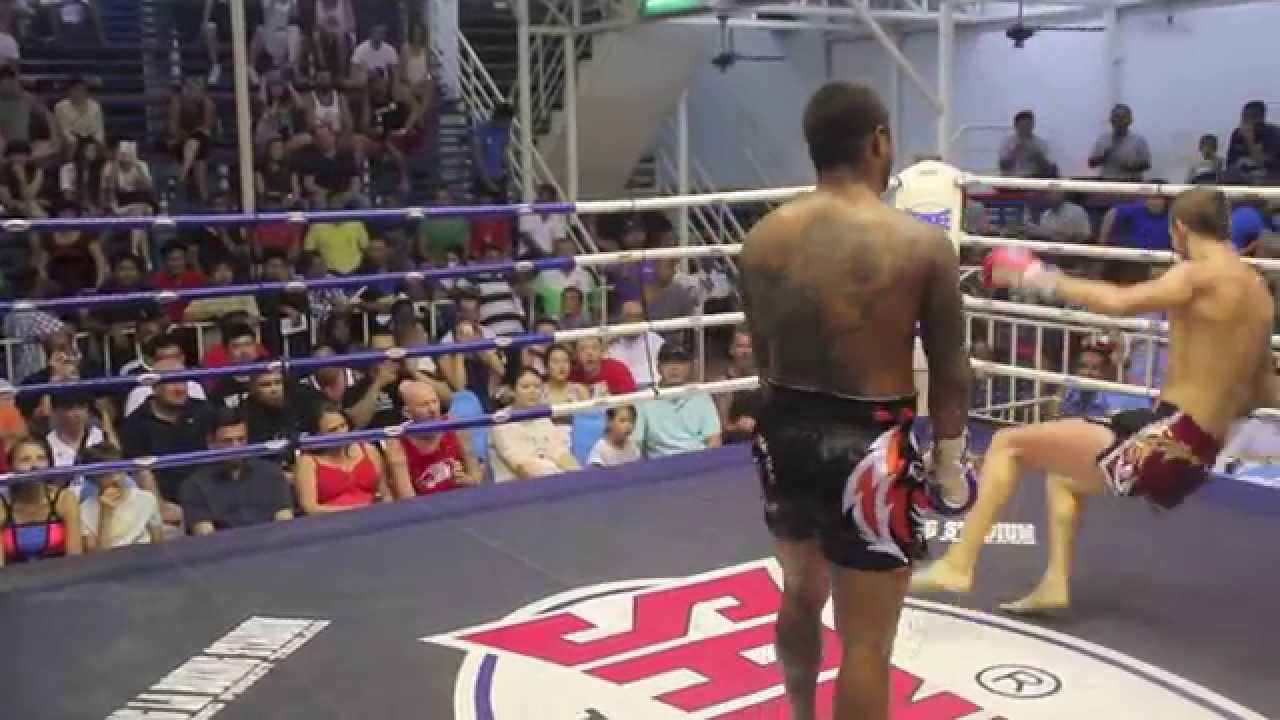 Bruno "Robusto" Miranda (Tiger Muay Thai) vs Andres (Lion Muay Thai) 27/2/2015