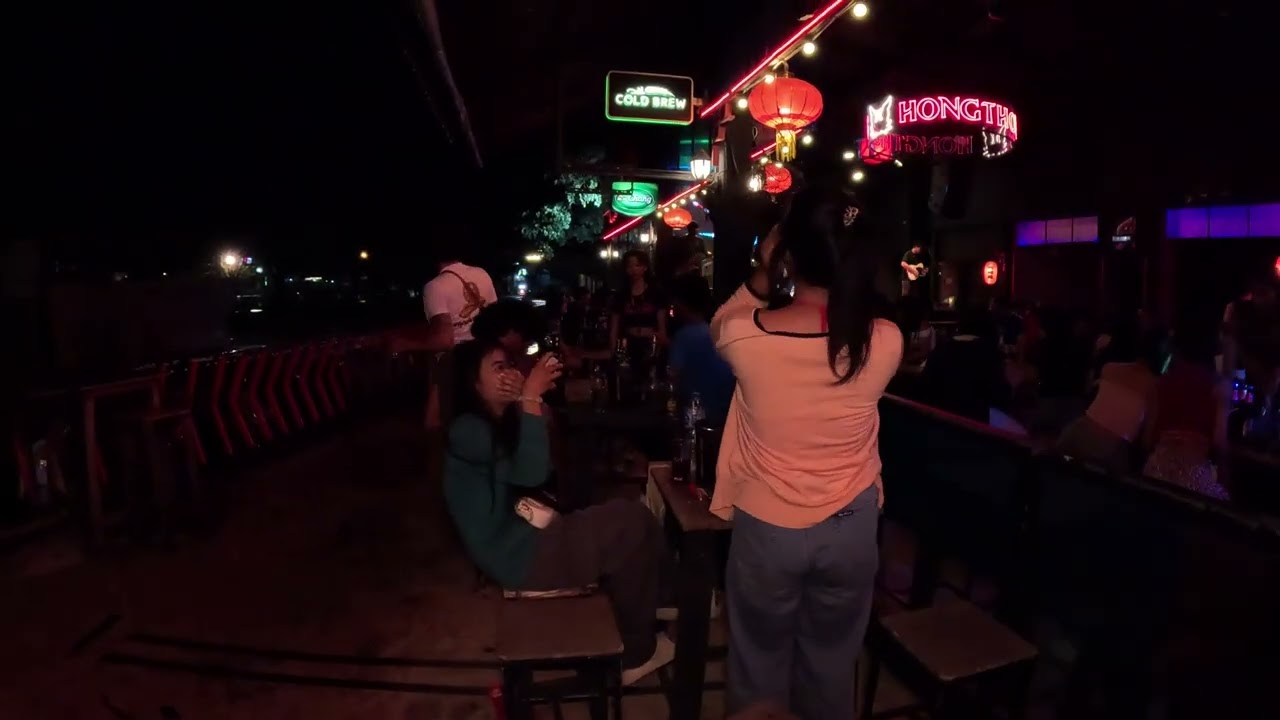 Buriram 🍾 This Place Is Just As Beautiful As Bangkok. And The People Are Even Friendlier. ( Part 3 )